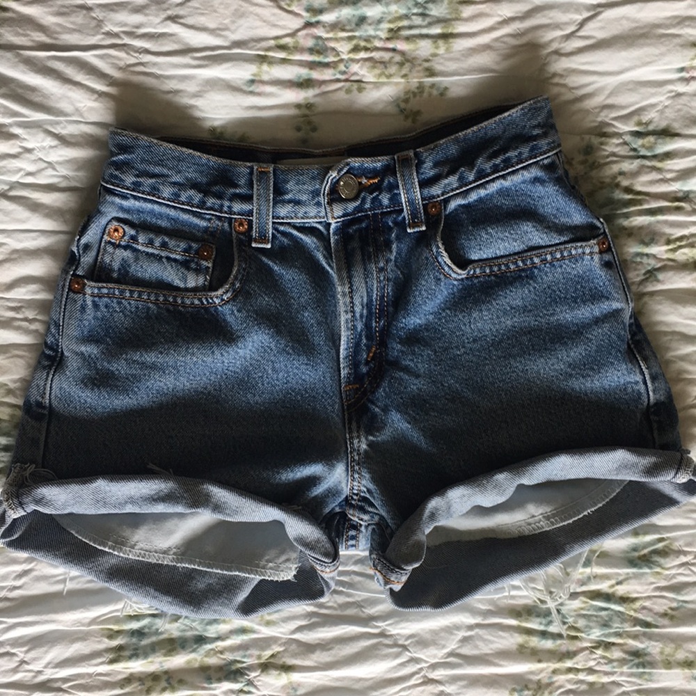 Levi cutoff shorts